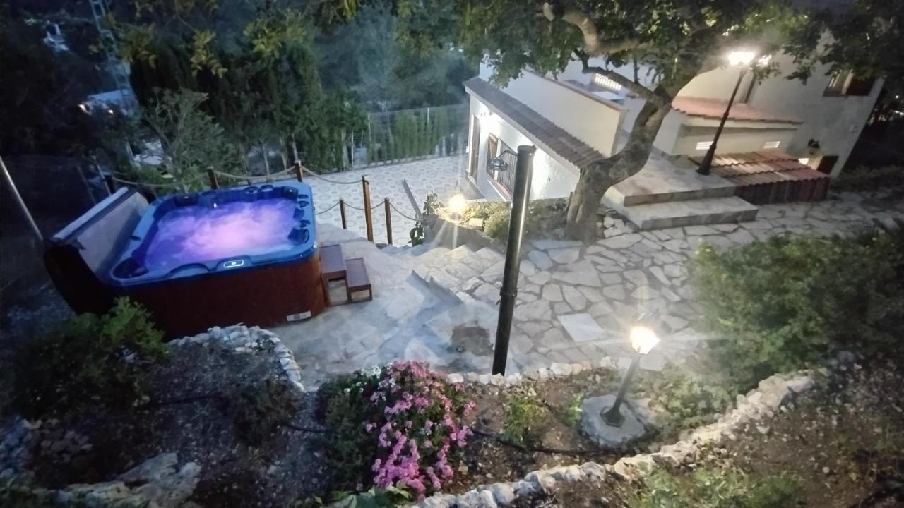 Silom House Villa Sant Pere De Ribes Bagian luar foto