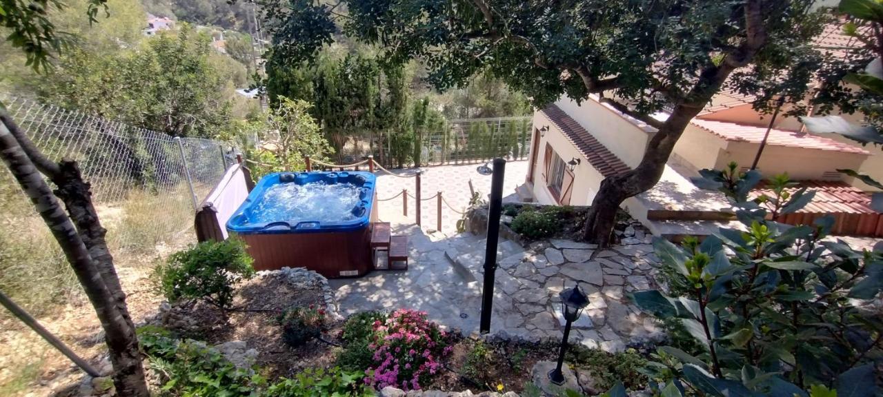 Silom House Villa Sant Pere De Ribes Bagian luar foto