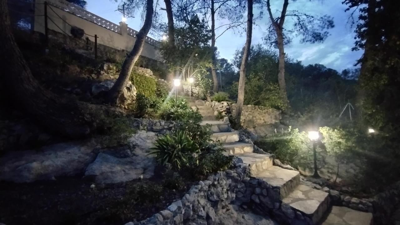 Silom House Villa Sant Pere De Ribes Bagian luar foto