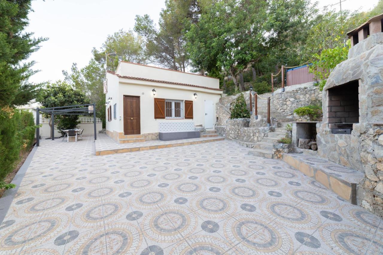 Silom House Villa Sant Pere De Ribes Bagian luar foto