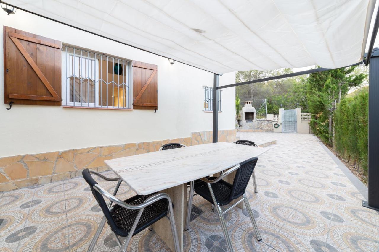 Silom House Villa Sant Pere De Ribes Bagian luar foto
