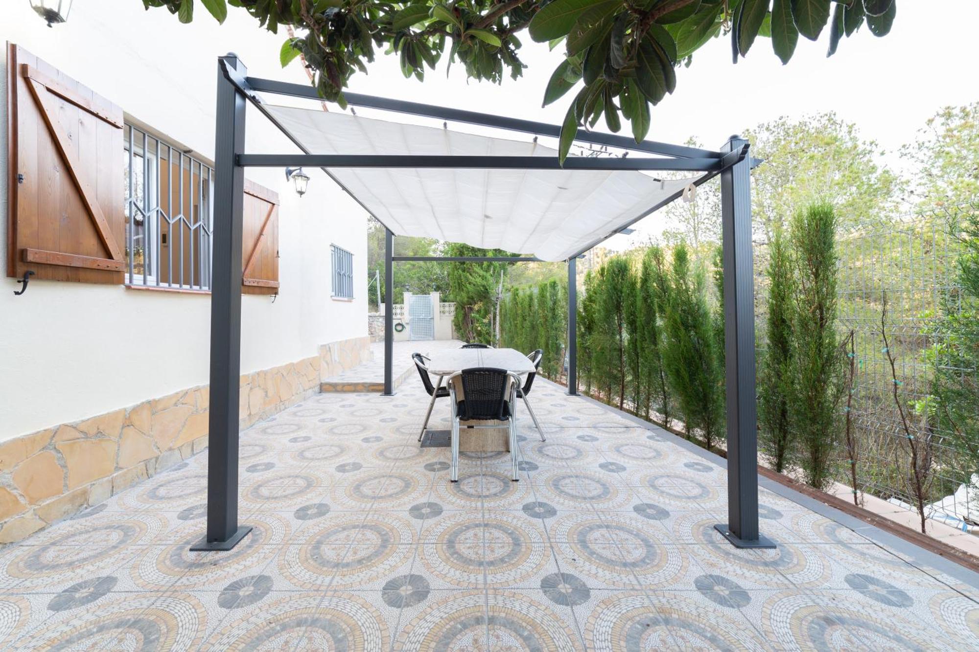 Silom House Villa Sant Pere De Ribes Bagian luar foto